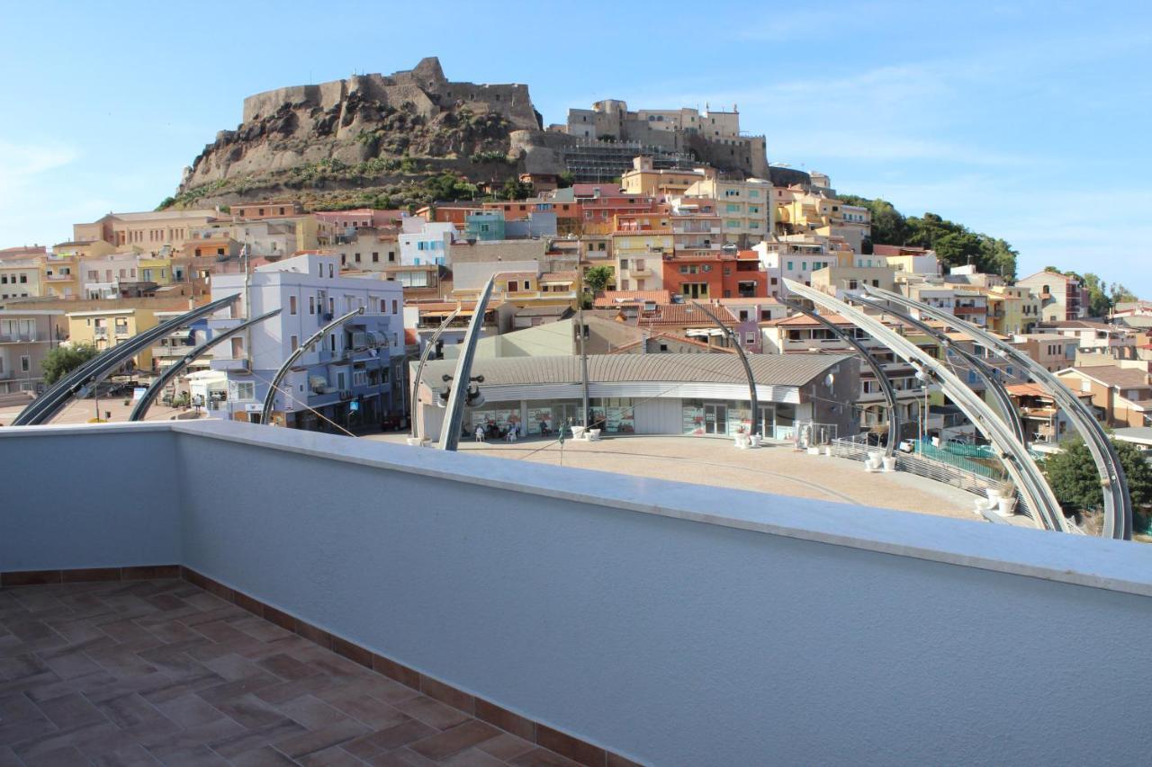 B&B Piazza Nuova Castelsardo Buitenkant foto