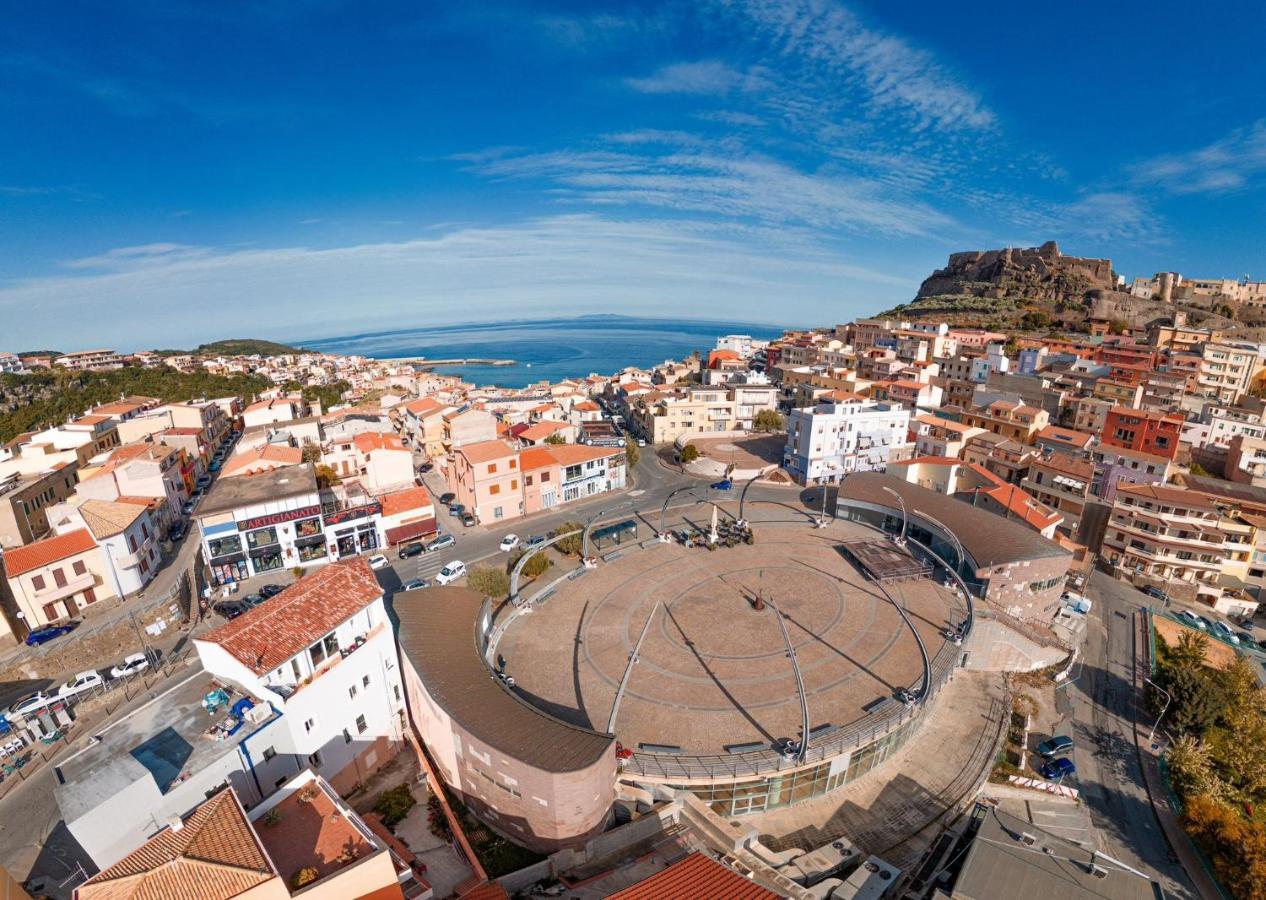 B&B Piazza Nuova Castelsardo Buitenkant foto